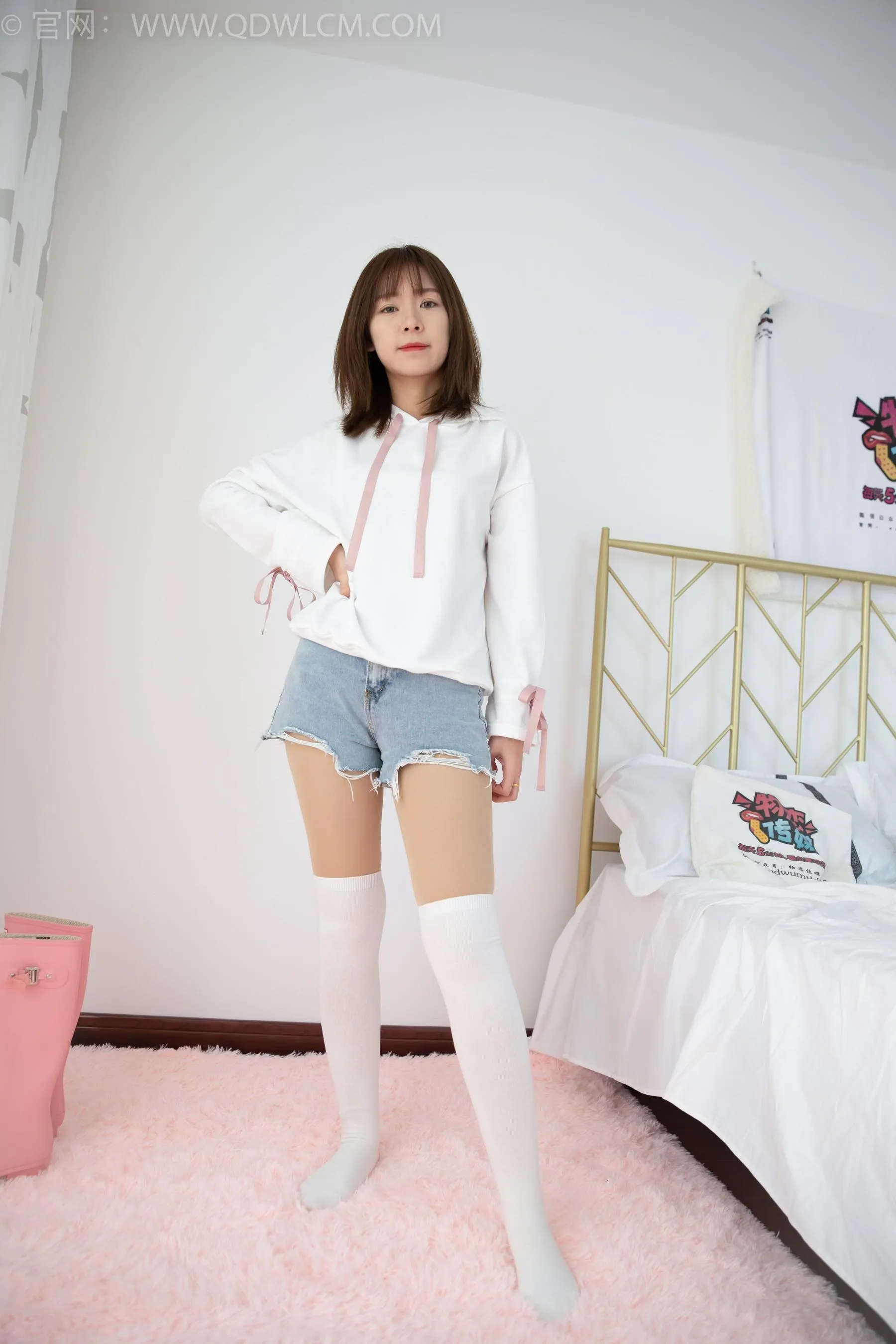 物恋传媒 NO.1509 婷婷-黑色的花 [162P]插图5